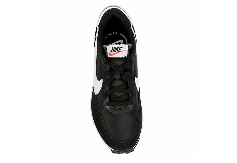 Nike Womens Waffle Debut Sneaker - Black 8 Nike Womens Waffle Debut Sneaker - Black - Image 6