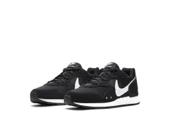 Nike Mens Venture Runner Sneaker - Black