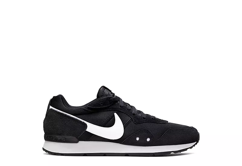Nike Mens Venture Runner Sneaker - Black 4 Nike Mens Venture Runner Sneaker - Black - Image 2